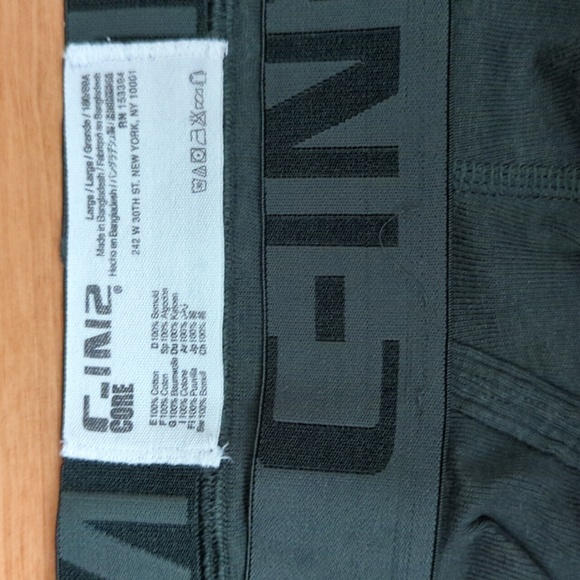 Brief - Picture 2 of 2